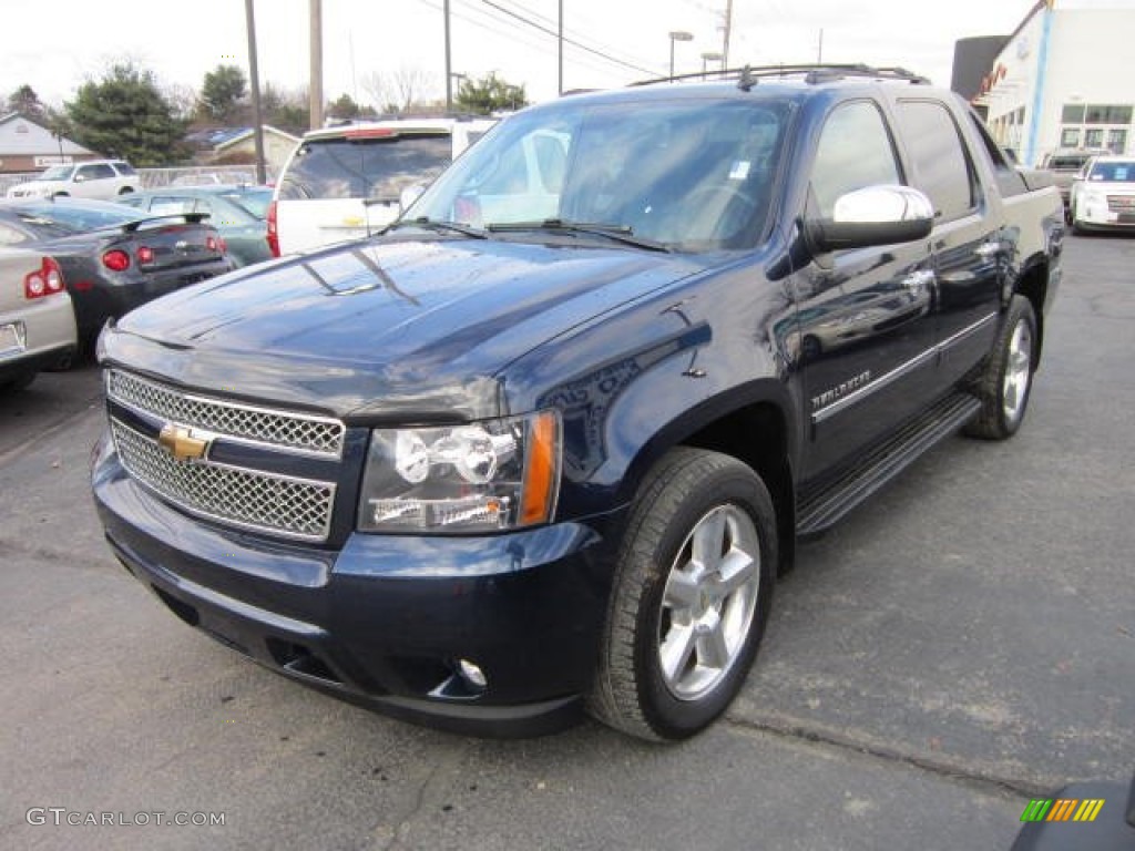 2011 Avalanche LTZ 4x4 - Imperial Blue Metallic / Ebony photo #3