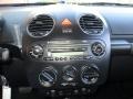 2006 Volkswagen New Beetle Black Interior Audio System Photo