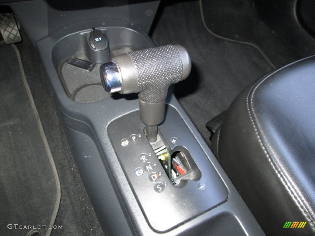 2006 Volkswagen New Beetle 2.5 Convertible 6 Speed Tiptronic Automatic Transmission Photo #73555626