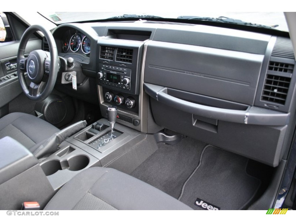 2012 Jeep Liberty Sport 4x4 Dashboard Photos