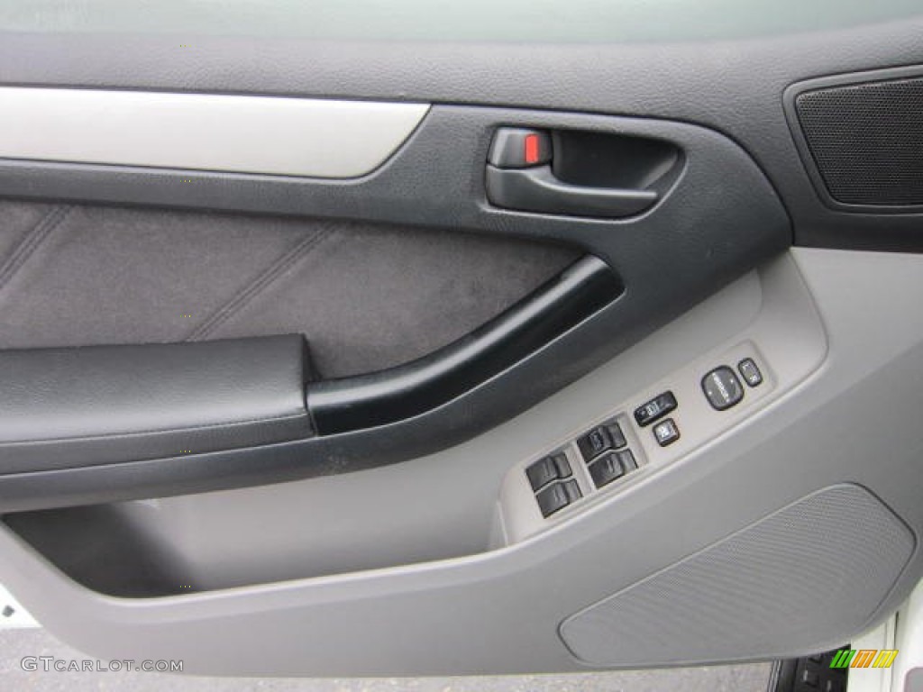 2005 Toyota 4Runner SR5 4x4 Stone Door Panel Photo #73557314