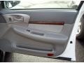 2004 White Chevrolet Impala   photo #13