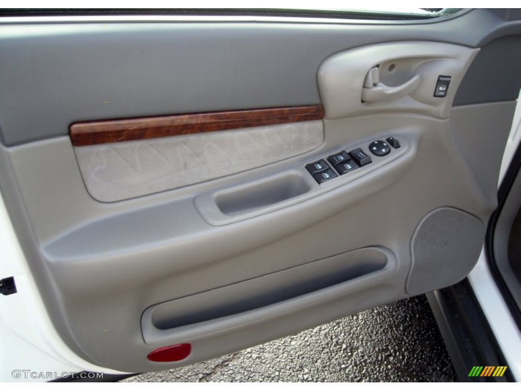 2004 Impala  - White / Neutral Beige photo #15