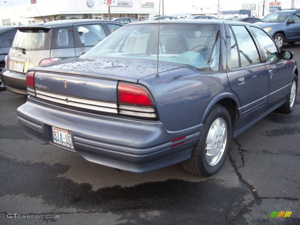 1997 Cutlass Supreme SL Sedan - Adriatic Blue Metallic / Graphite photo #3