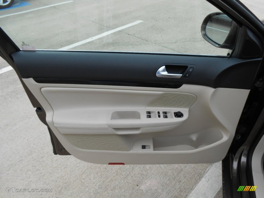 2013 Volkswagen Jetta TDI SportWagen Cornsilk Beige Door Panel Photo #73558889