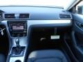 Black - Passat 2.5L SE Photo No. 15