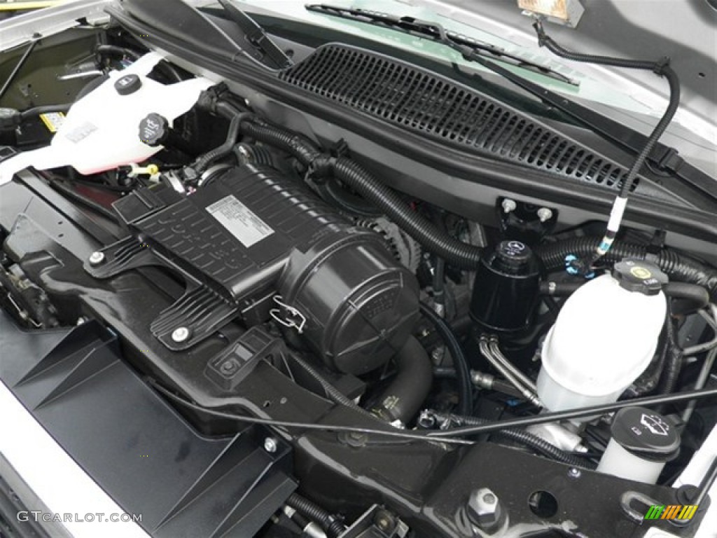 2010 GMC Savana Van LS 3500 Extended Passenger Engine Photos