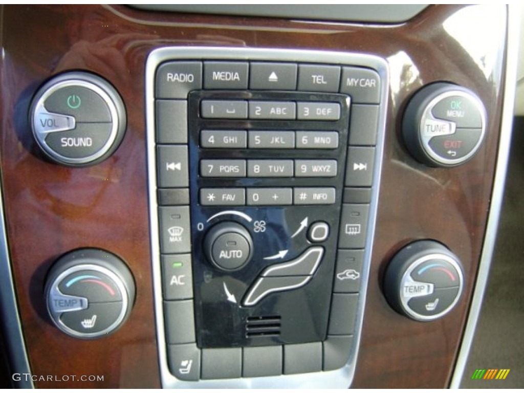 2012 Volvo S80 3.2 Controls Photo #73564439