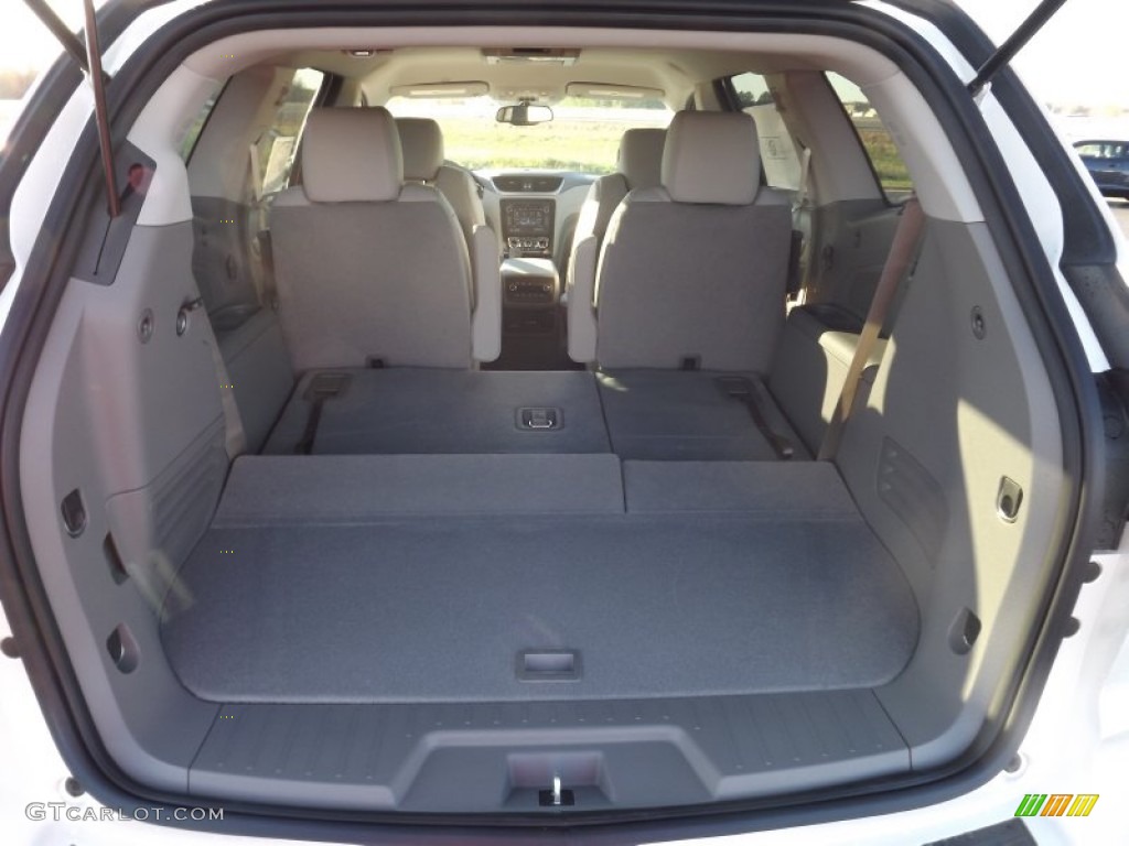 2013 Chevrolet Traverse LT Trunk Photo #73564496