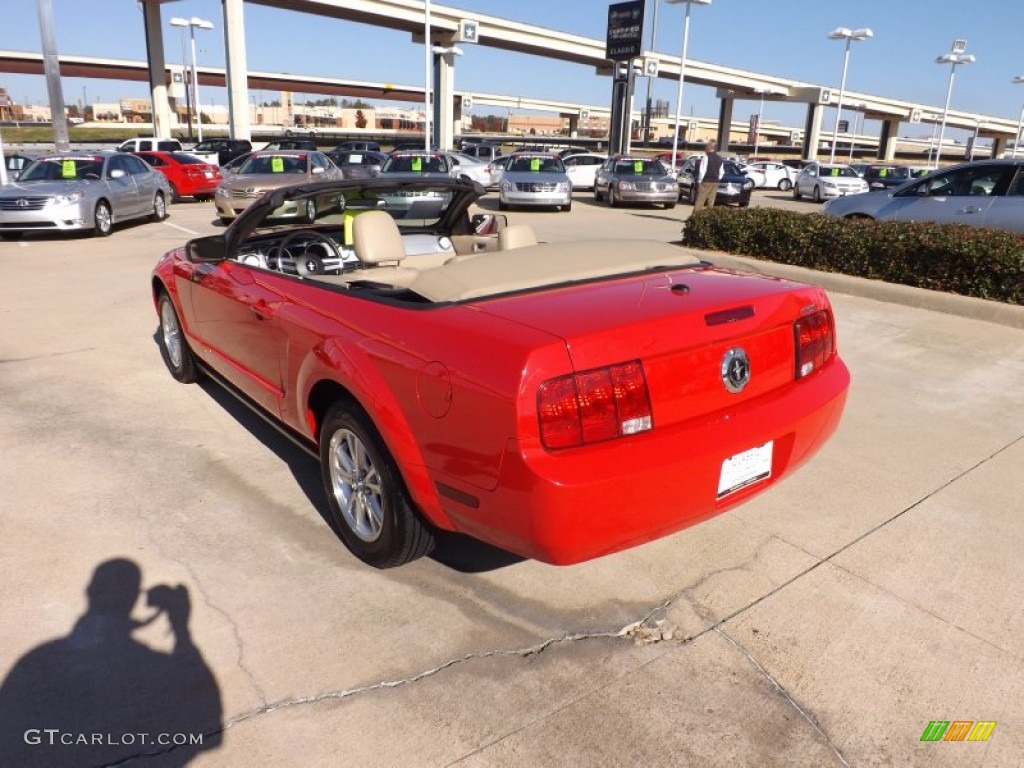 2007 Mustang V6 Premium Convertible - Torch Red / Medium Parchment photo #3