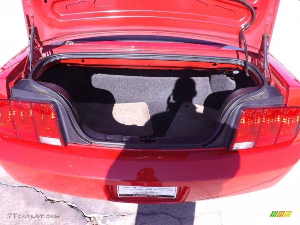 2007 Mustang V6 Premium Convertible - Torch Red / Medium Parchment photo #21