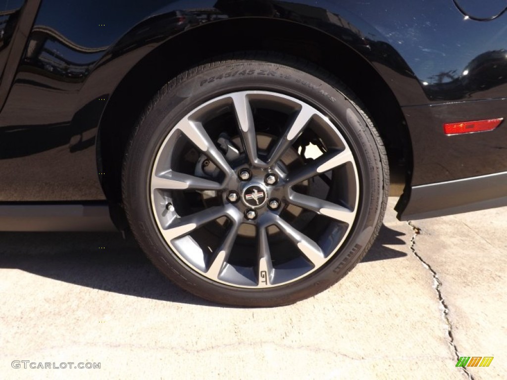 2012 Ford Mustang GT Premium Coupe Wheel Photo #73568579