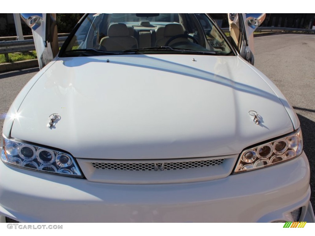 1995 Accord EX Sedan - Frost White / Beige photo #11