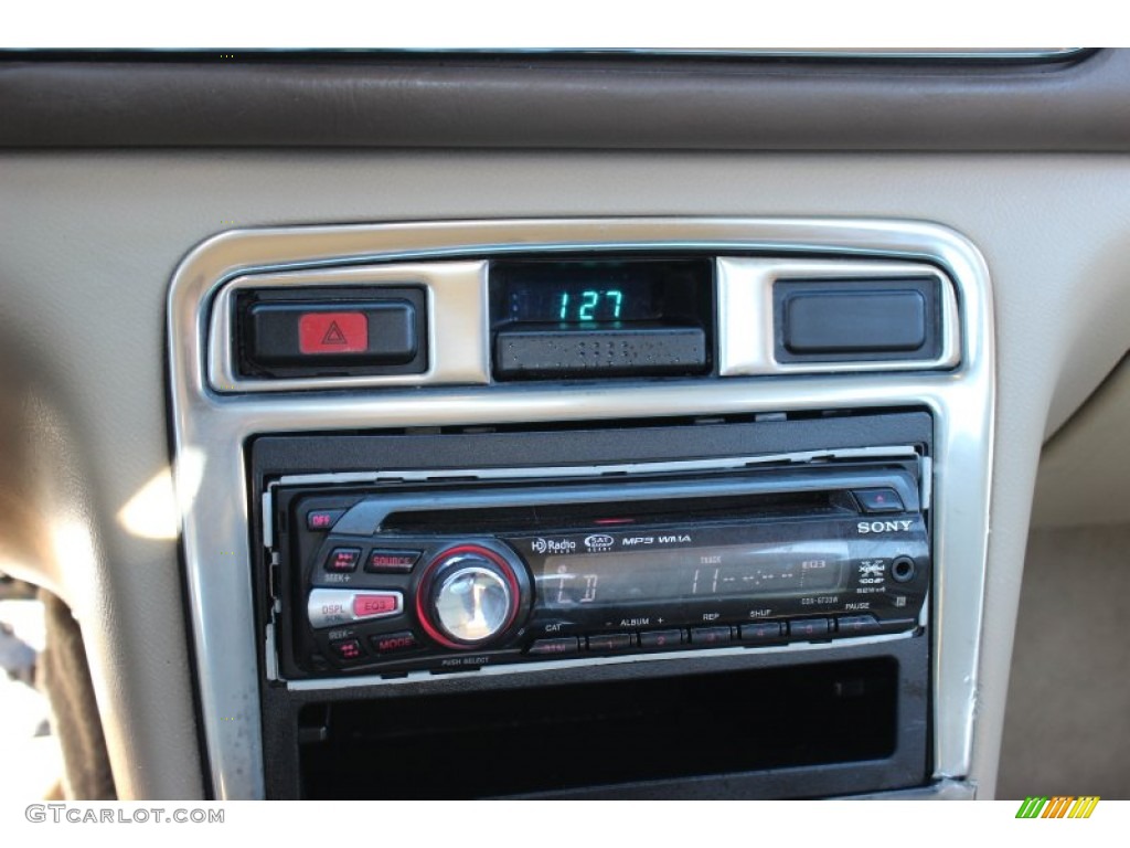 1995 Accord EX Sedan - Frost White / Beige photo #26