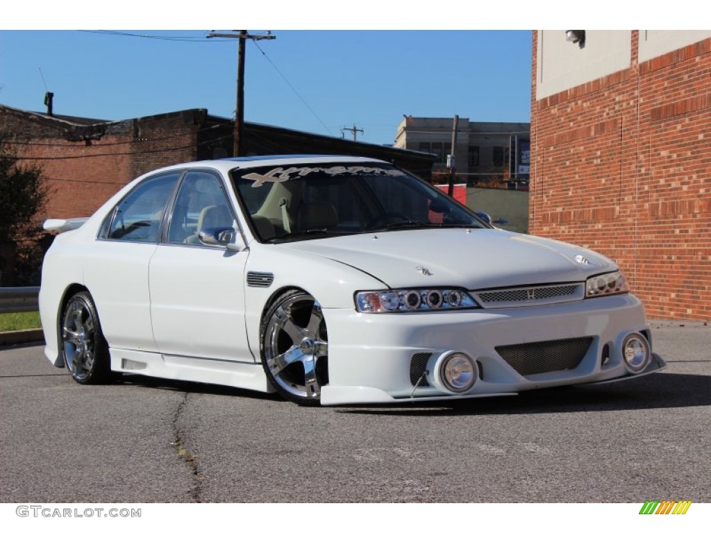 1995 Accord EX Sedan - Frost White / Beige photo #33