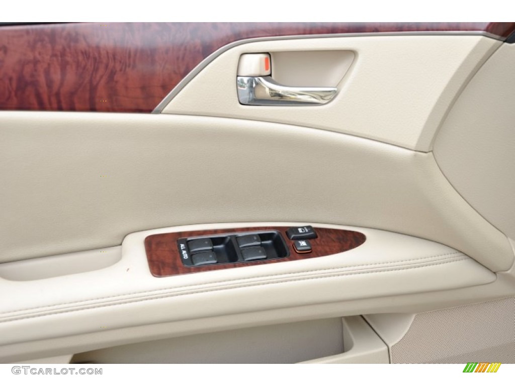 2012 Avalon  - Sandy Beach Metallic / Ivory photo #16