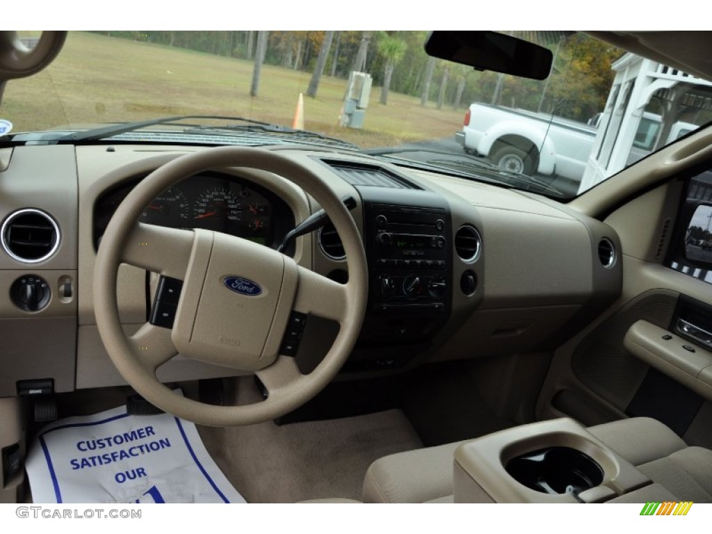2004 F150 XLT Regular Cab - Arizona Beige Metallic / Tan photo #13