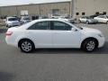 Super White - Camry LE Photo No. 5