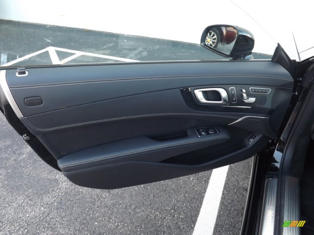 2013 Mercedes-Benz SL 550 Roadster Black Door Panel Photo #73575137