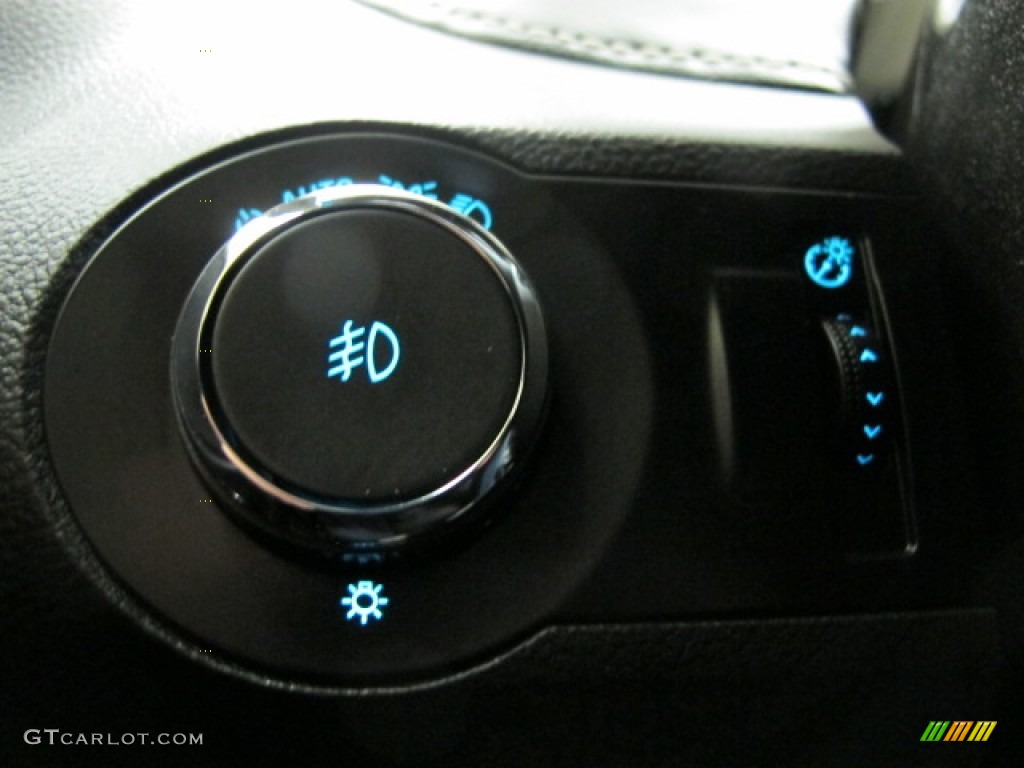 2012 Chevrolet Camaro SS Coupe Controls Photo #73576049