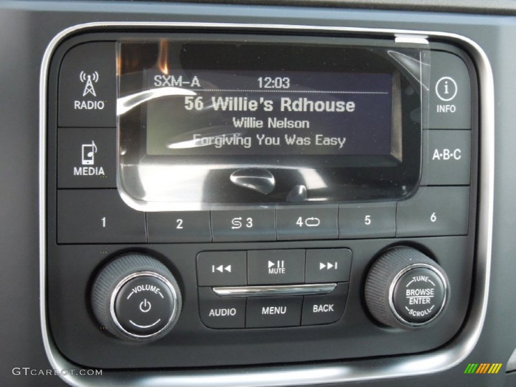 2013 Ram 1500 Express Quad Cab 4x4 Audio System Photos