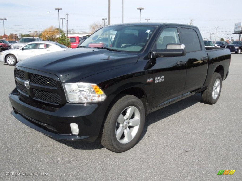 Black 2013 Ram 1500 Express Crew Cab 4x4 Exterior Photo #73577624
