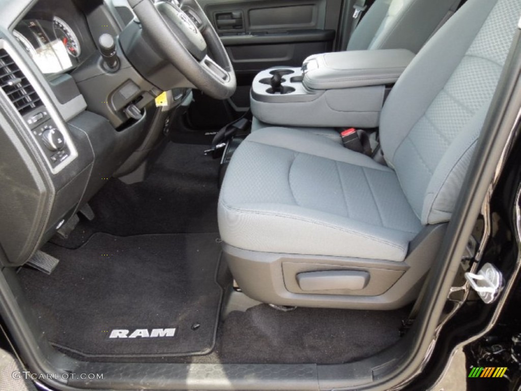 Black/Diesel Gray Interior 2013 Ram 1500 Express Crew Cab 4x4 Photo #73577693