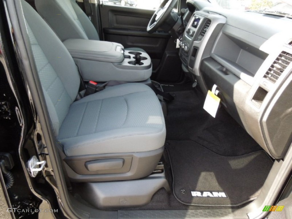 Black/Diesel Gray Interior 2013 Ram 1500 Express Crew Cab 4x4 Photo #73577819