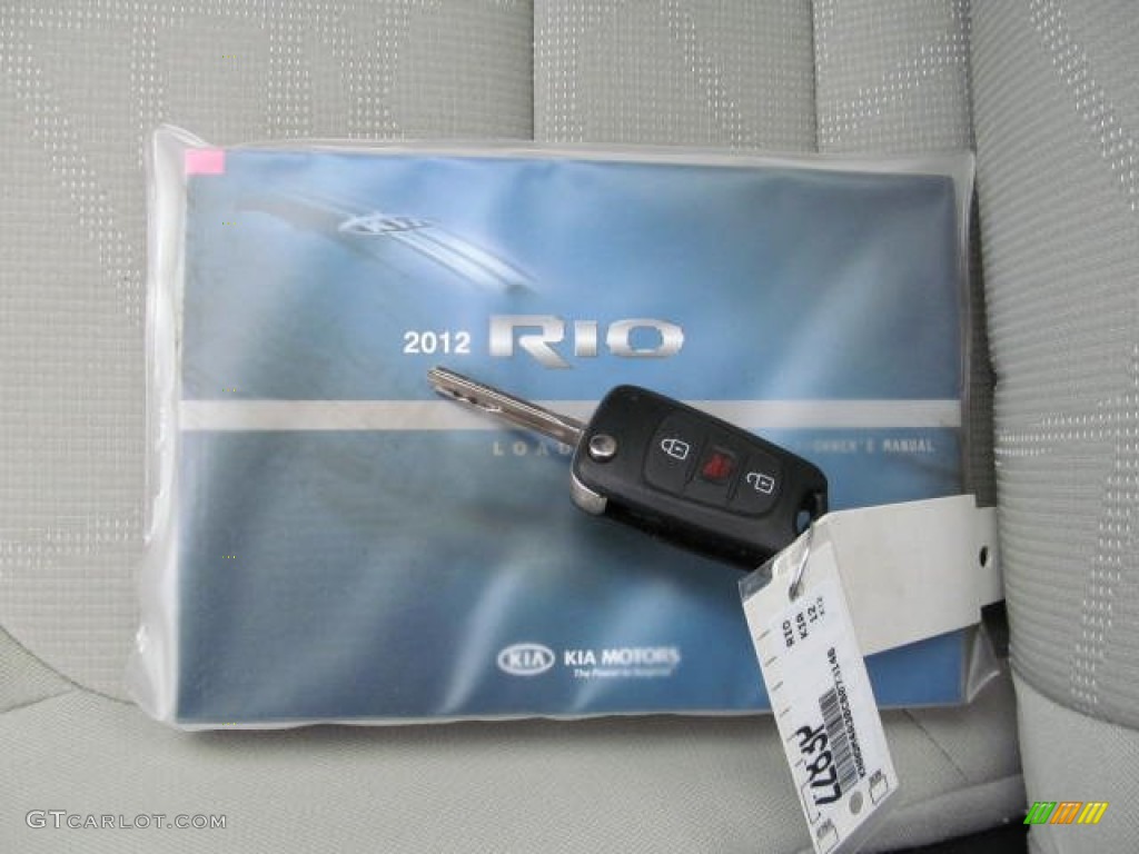 2012 Kia Rio LX Keys Photos