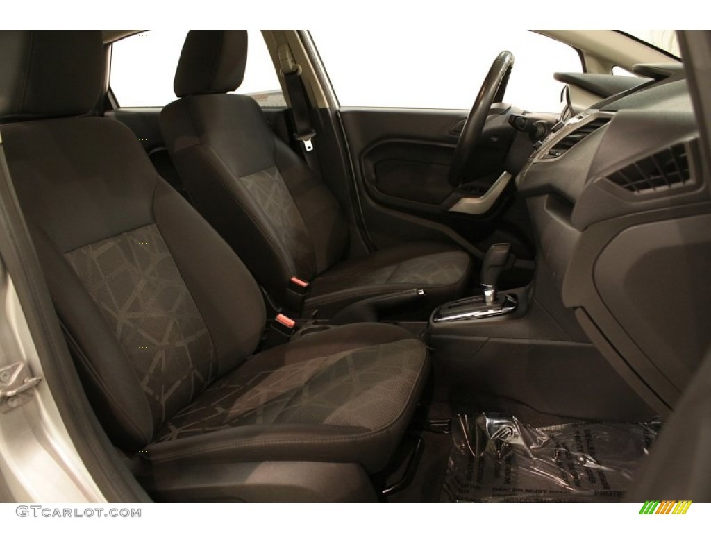 2011 Fiesta SEL Sedan - Ingot Silver Metallic / Charcoal Black/Blue Cloth photo #20