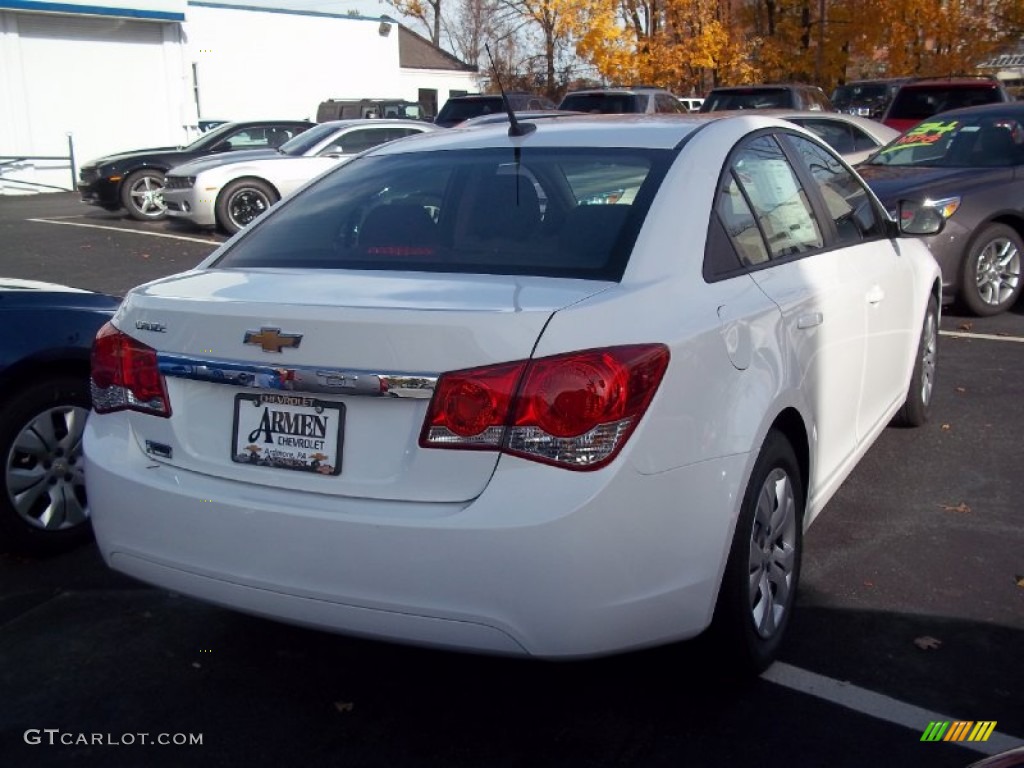 2013 Cruze LS - Summit White / Jet Black/Medium Titanium photo #5