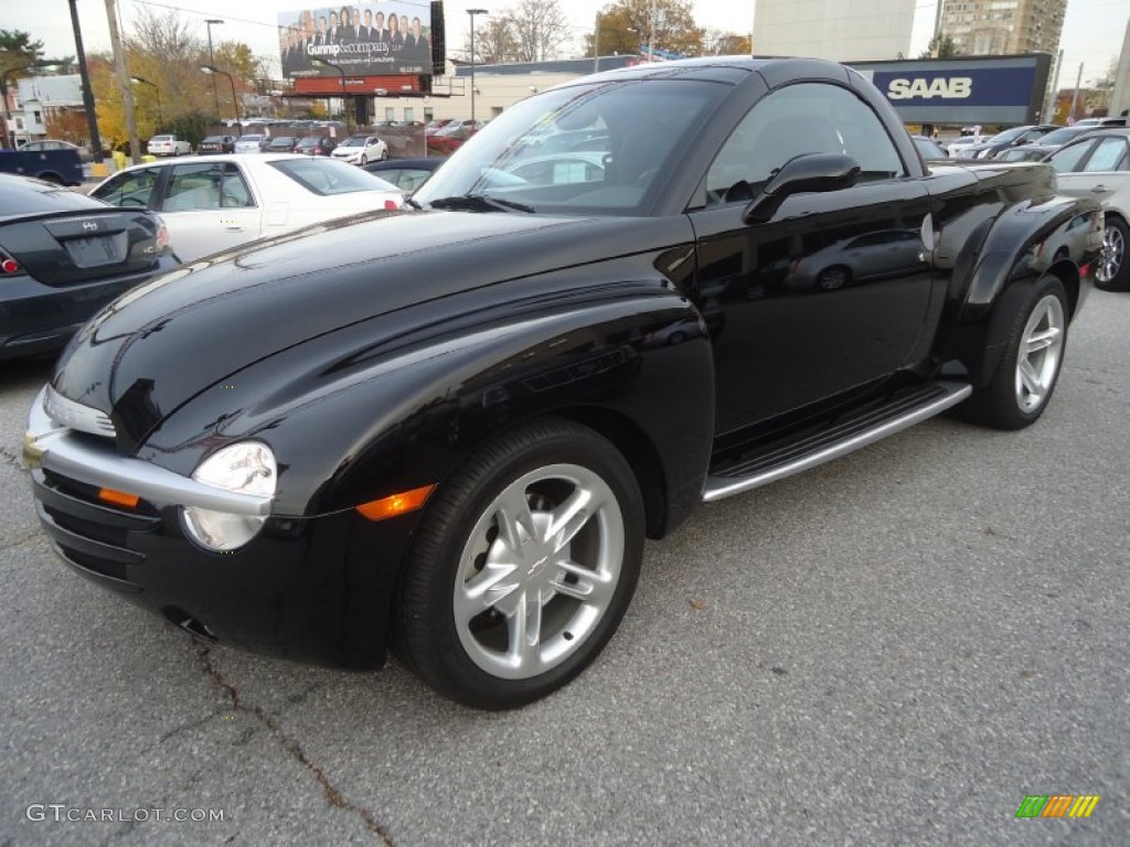 Smokin Asphalt 2003 Chevrolet SSR Standard SSR Model Exterior Photo #73584242