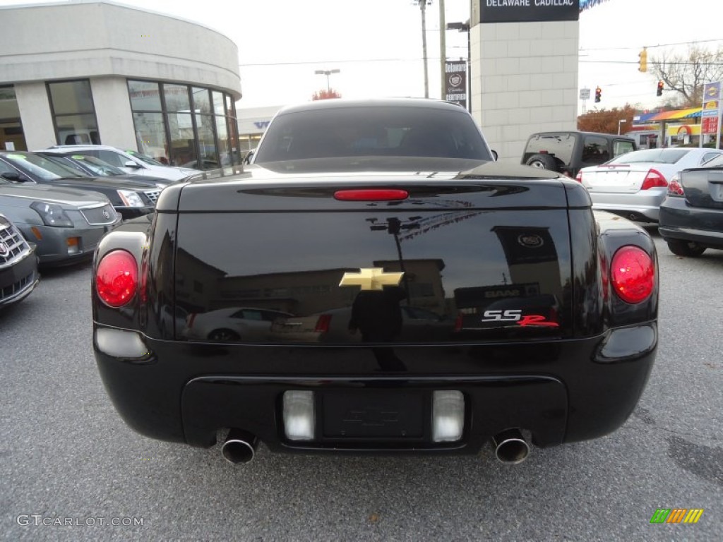 Smokin Asphalt 2003 Chevrolet SSR Standard SSR Model Exterior Photo #73584407