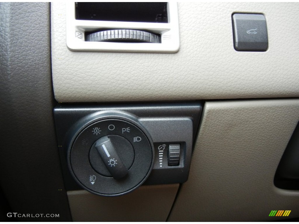 2008 MKX  - Vapor Silver Metallic / Medium Light Stone photo #24