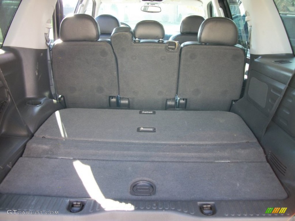 2004 Explorer Limited 4x4 - Black / Graphite photo #8