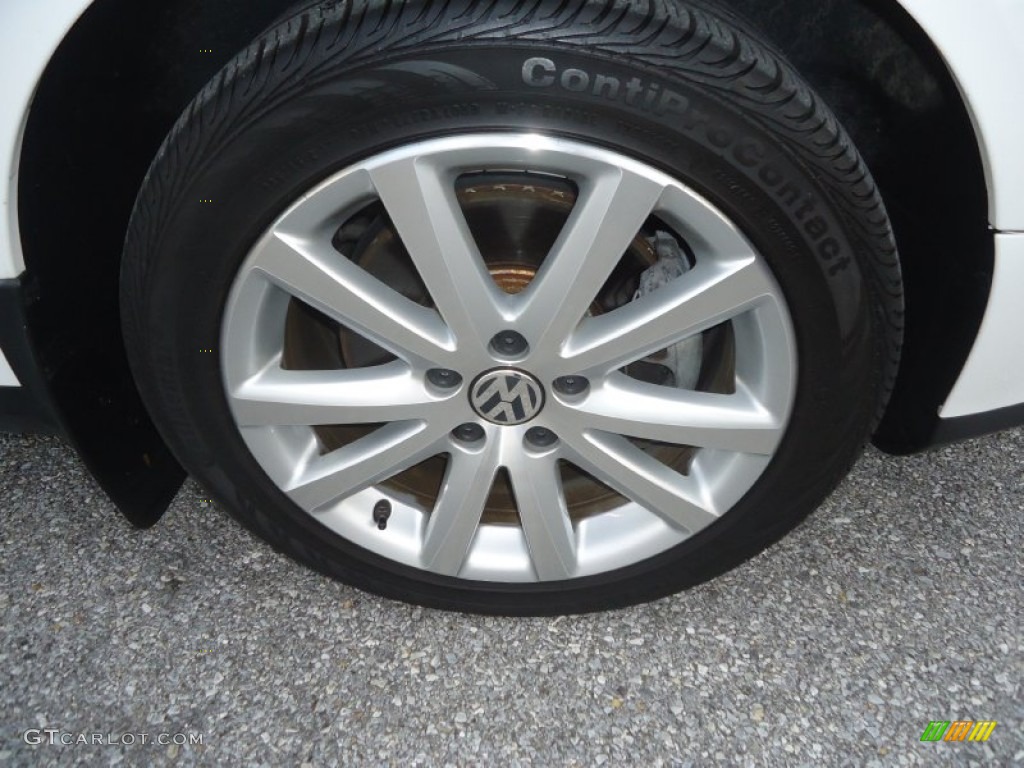 2010 Volkswagen Passat Komfort Sedan Wheel Photo #73587382