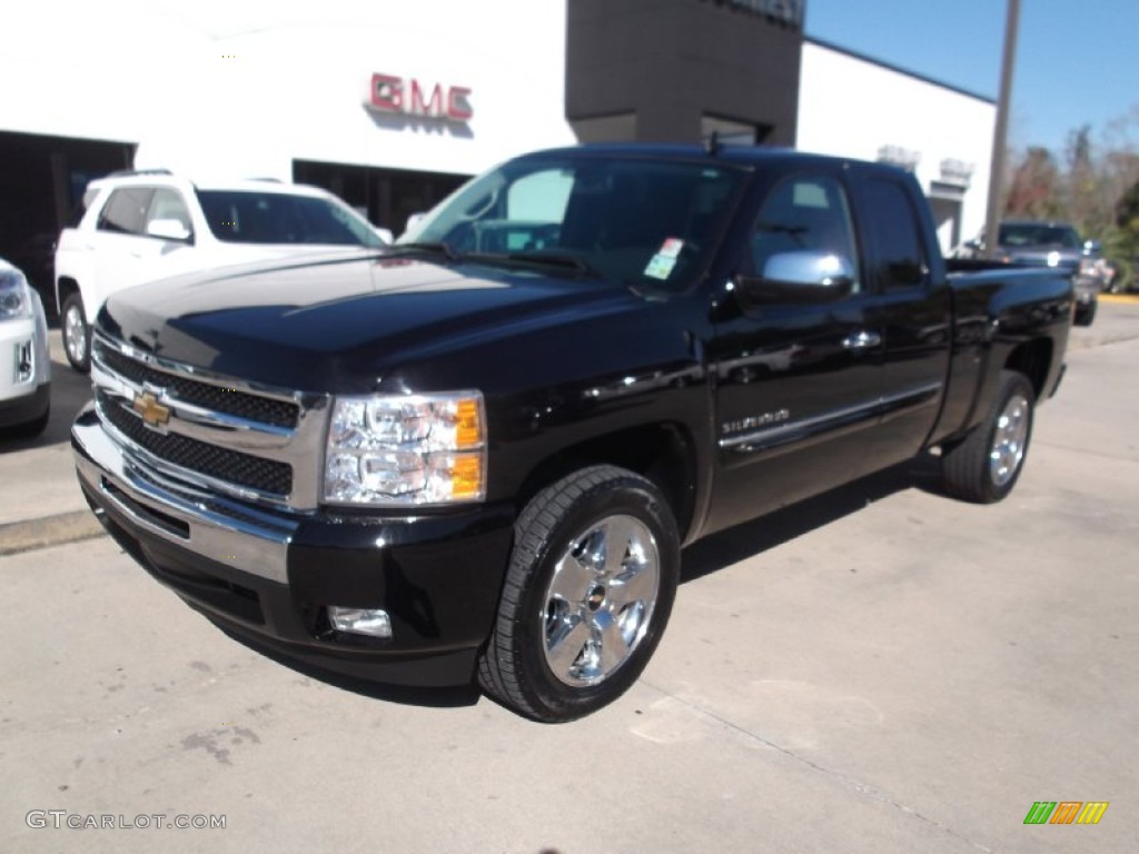 2011 Silverado 1500 LT Extended Cab - Black / Ebony photo #2