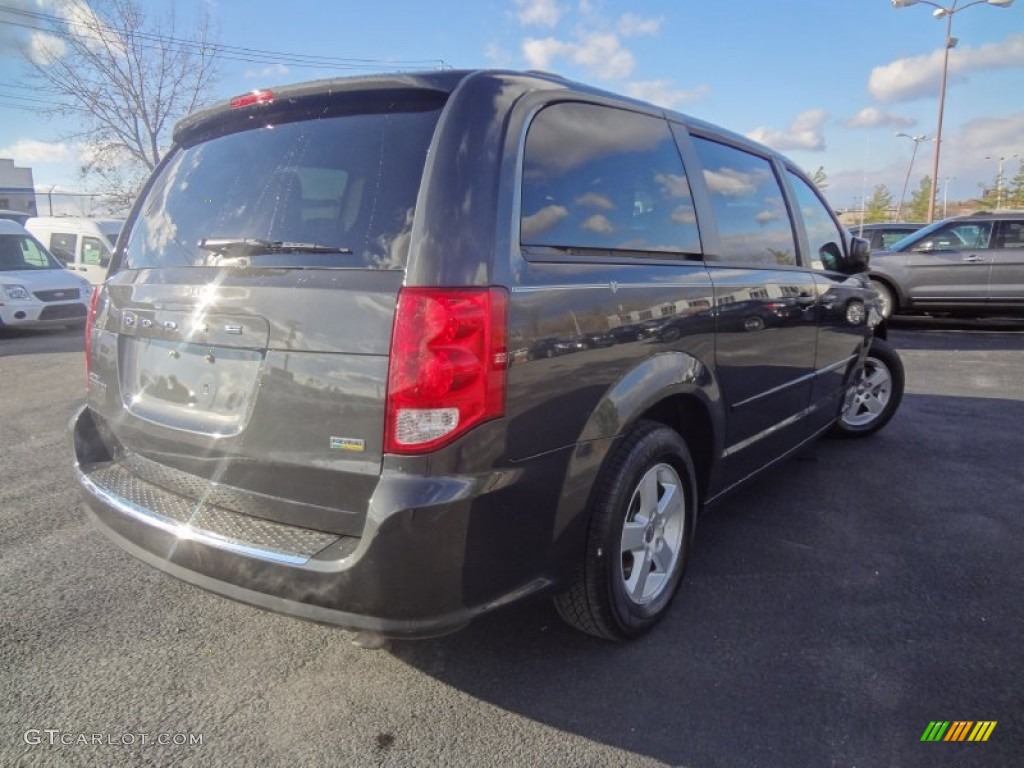 2012 Grand Caravan SXT - Dark Charcoal Pearl / Black/Light Graystone photo #5