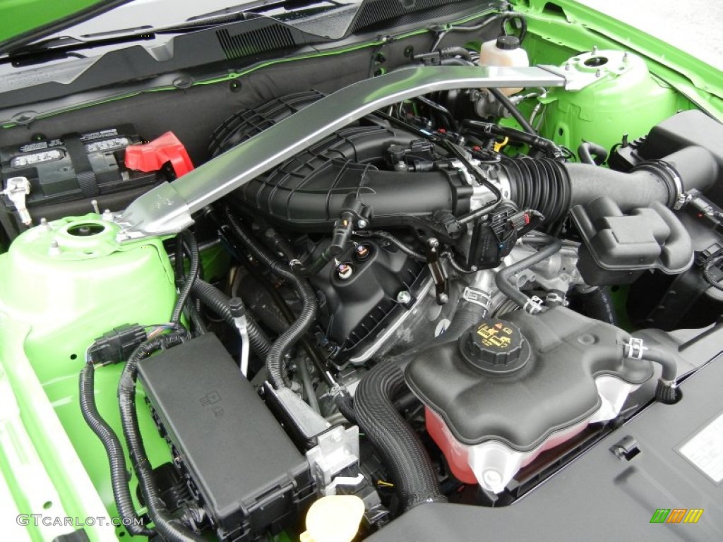 2013 Mustang V6 Coupe - Gotta Have It Green / Charcoal Black photo #10