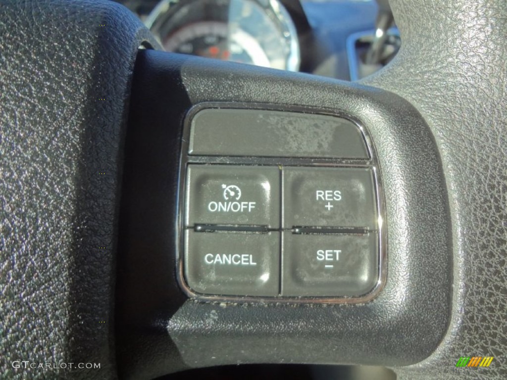 2012 Grand Caravan SXT - Dark Charcoal Pearl / Black/Light Graystone photo #25