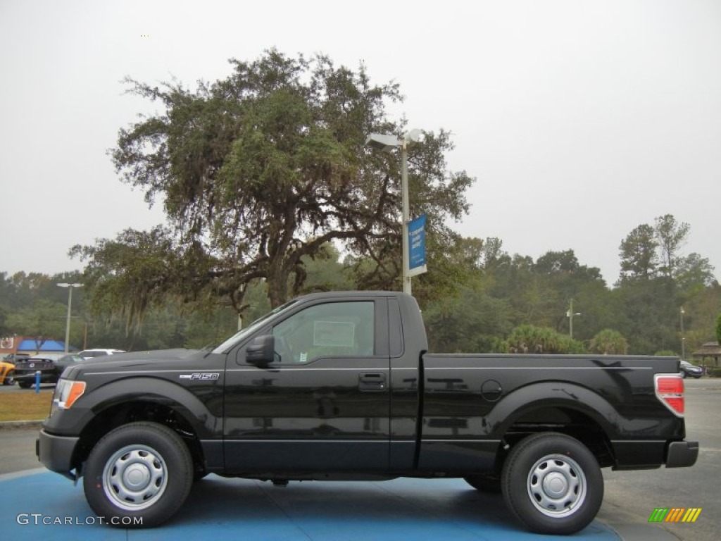 Tuxedo Black Metallic 2013 Ford F150 XL Regular Cab Exterior Photo #73588498