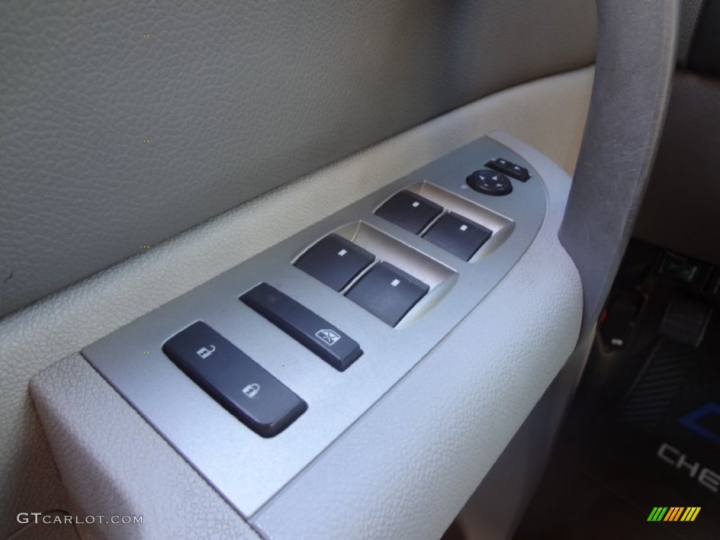 2009 Chevrolet Silverado 1500 LS Extended Cab Controls Photos