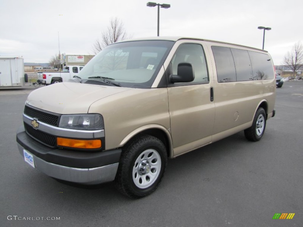 2009 Chevrolet Express LS 1500 AWD Passenger Van Exterior Photos