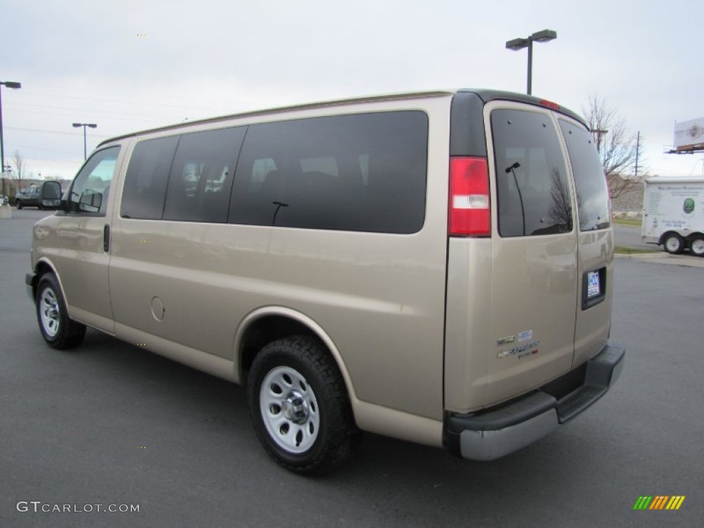 2009 Express LS 1500 AWD Passenger Van - Sandstone Metallic / Neutral photo #5