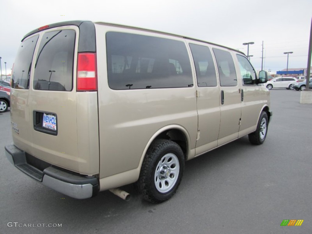 2009 Express LS 1500 AWD Passenger Van - Sandstone Metallic / Neutral photo #7