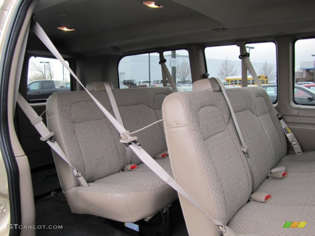 2009 Chevrolet Express LS 1500 AWD Passenger Van Rear Seat Photo #73591757