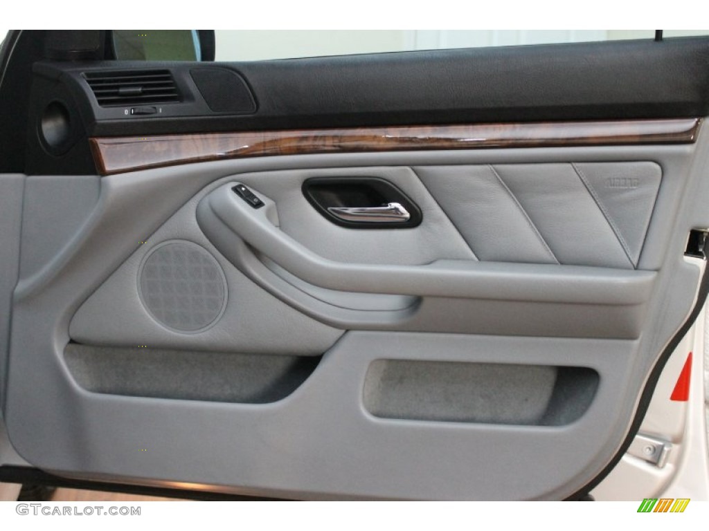 2000 BMW 5 Series 540i Sedan Gray Door Panel Photo #73591894