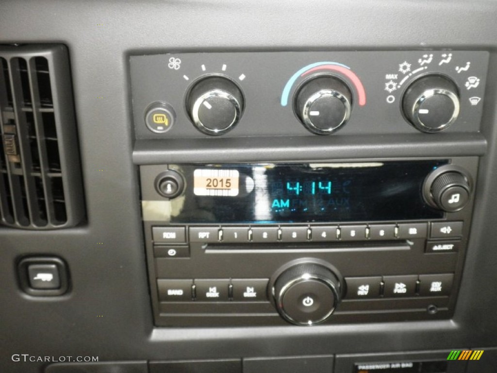 2013 GMC Savana Van 1500 Cargo Controls Photo #73594110