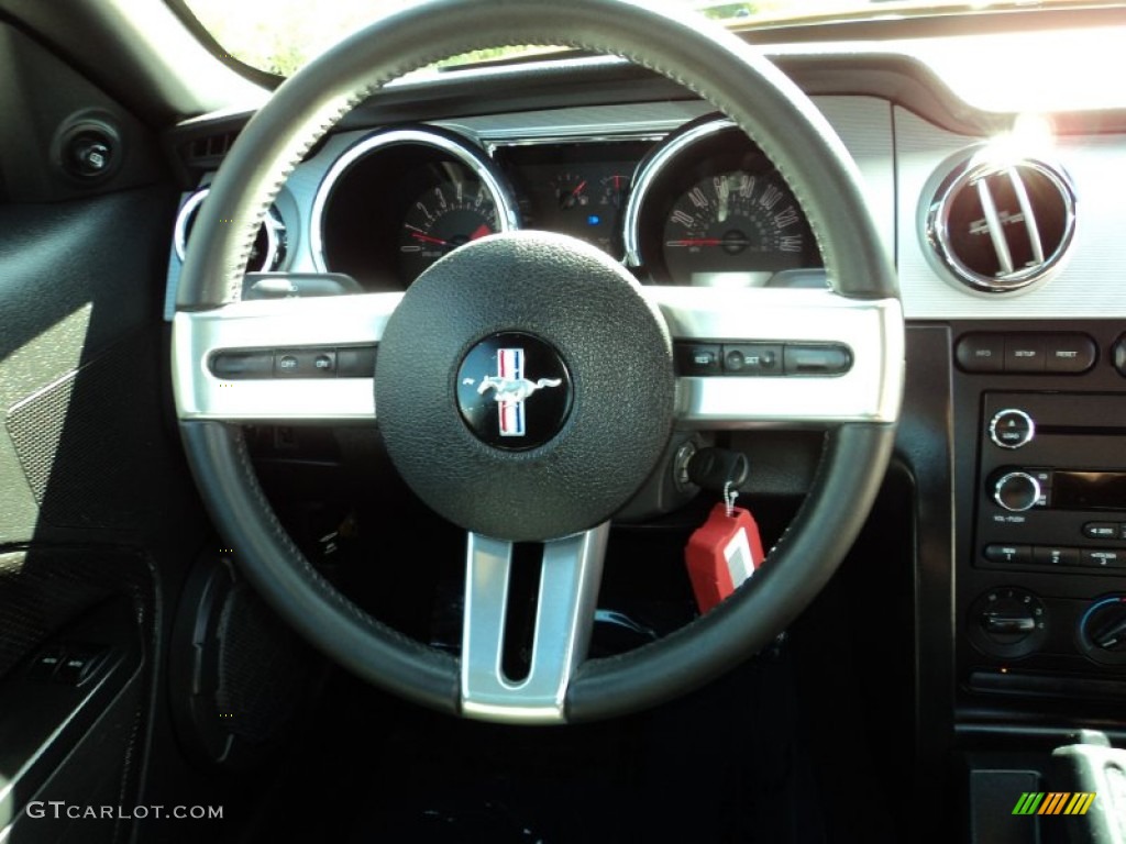 2009 Ford Mustang GT Premium Coupe Dark Charcoal Steering Wheel Photo #73594514