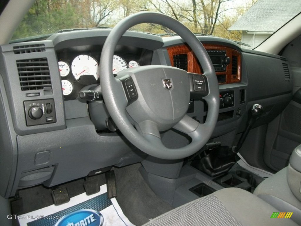 2006 Dodge Ram 3500 SLT Mega Cab 4x4 Medium Slate Gray Dashboard Photo #73595573